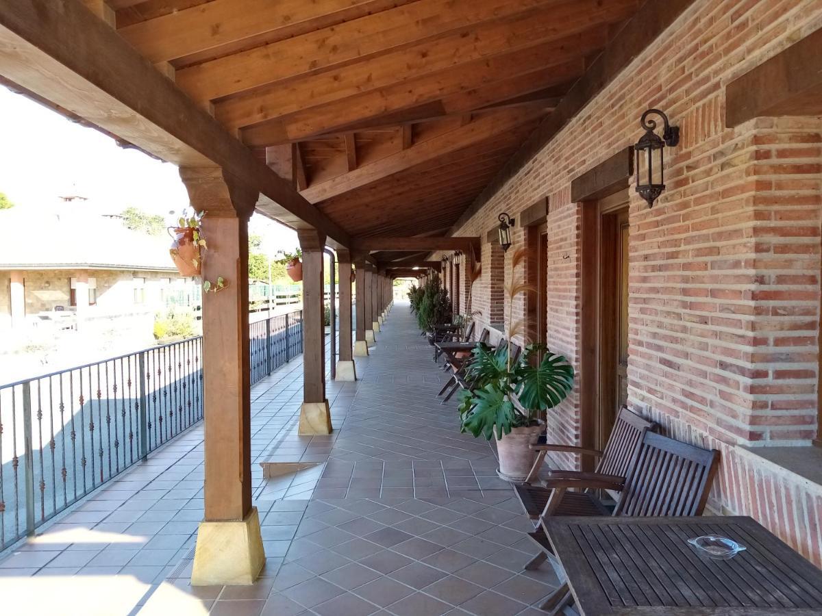 Apartamentos La Regata Viveda Esterno foto