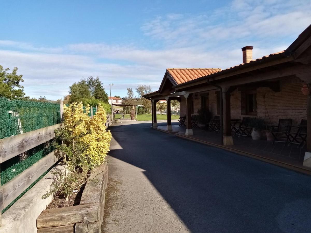 Apartamentos La Regata Viveda Esterno foto