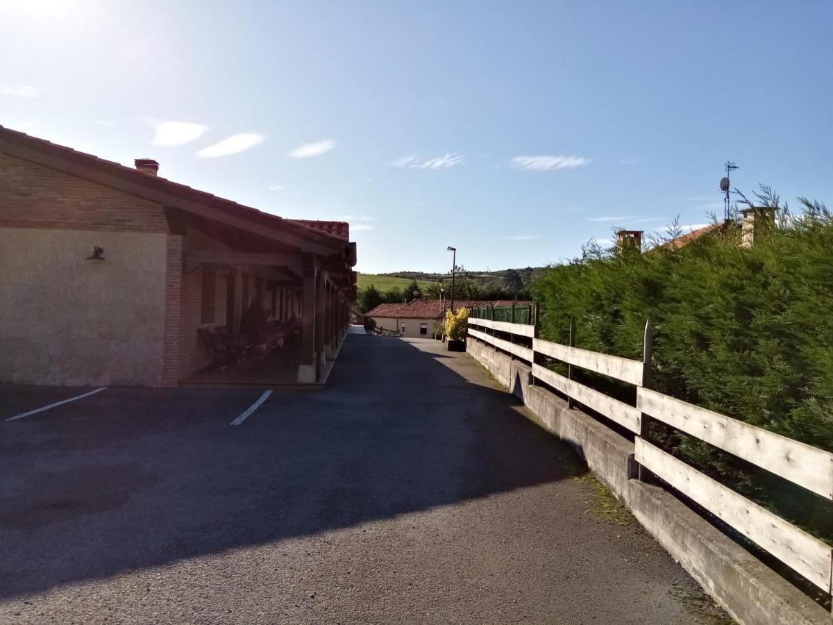 Apartamentos La Regata Viveda Esterno foto